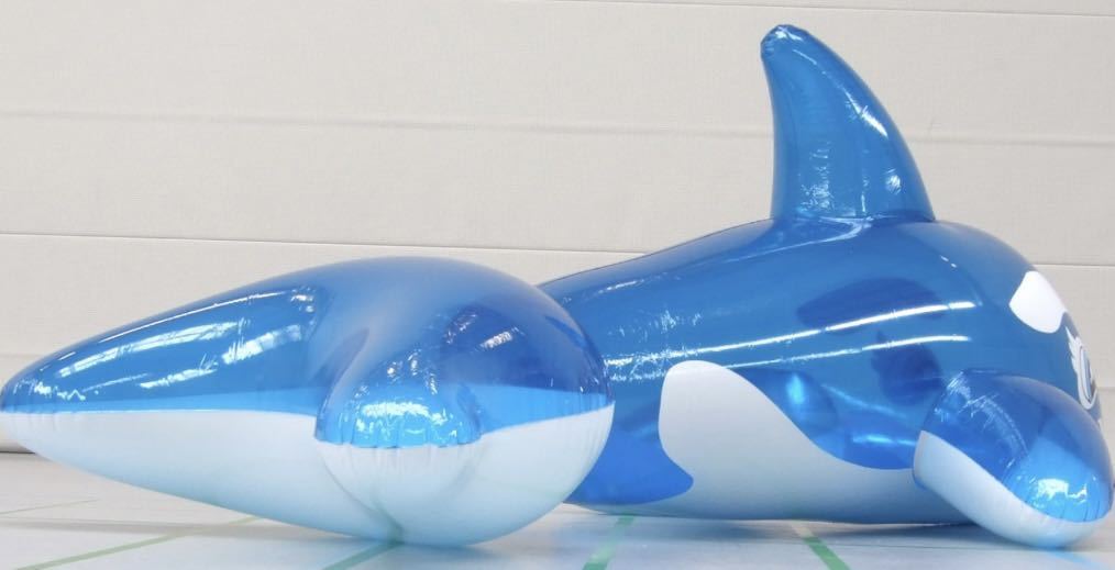 シャチ　ブルー　フロート　空気ビニール風船　浮き輪　レア　新製品　新品未開封　日本未発売　Inflatable World製