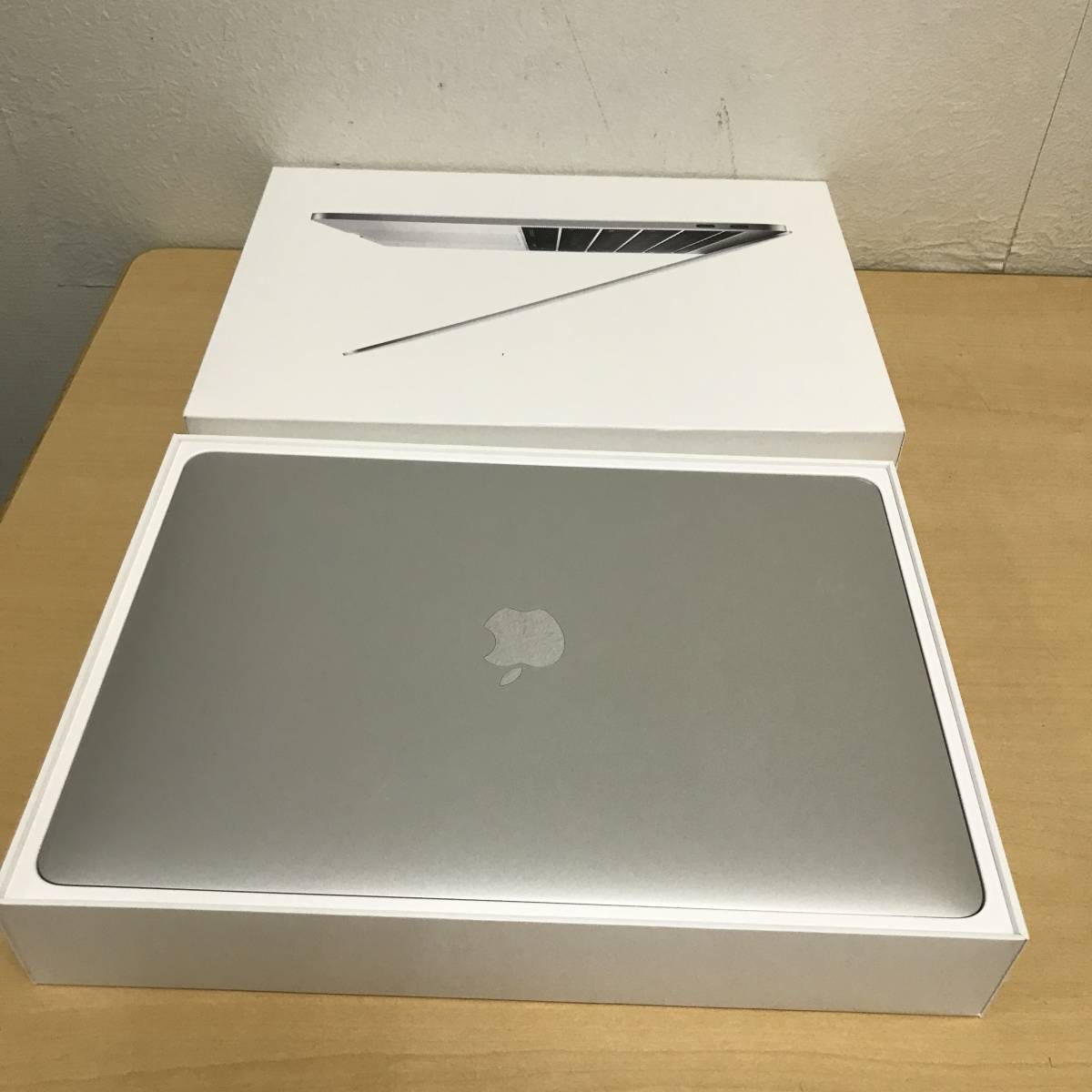 MACBOOK Pro 13" RETINA -2016 -S- i5 - 358_画像1