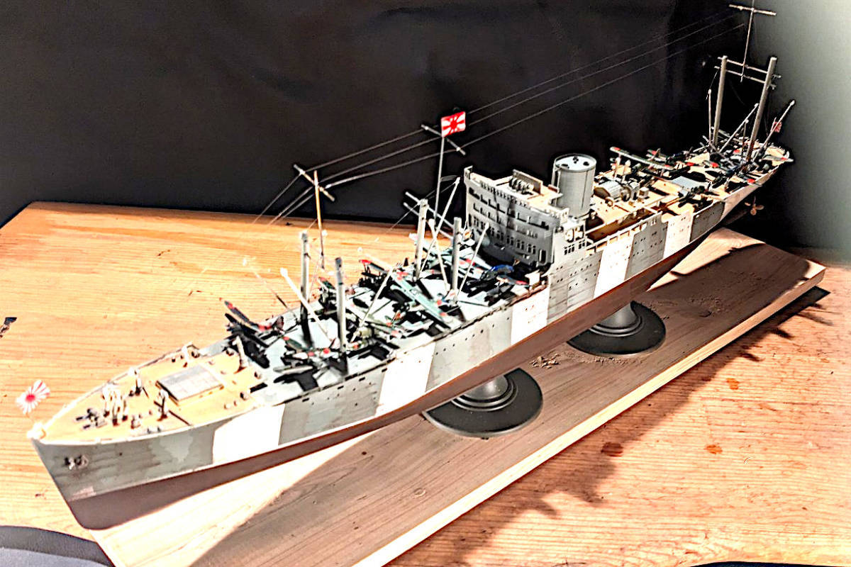 完成品　１/３５０ハセガワ改　日本帝国海軍　特設水上機母艦　聖川丸 _画像1