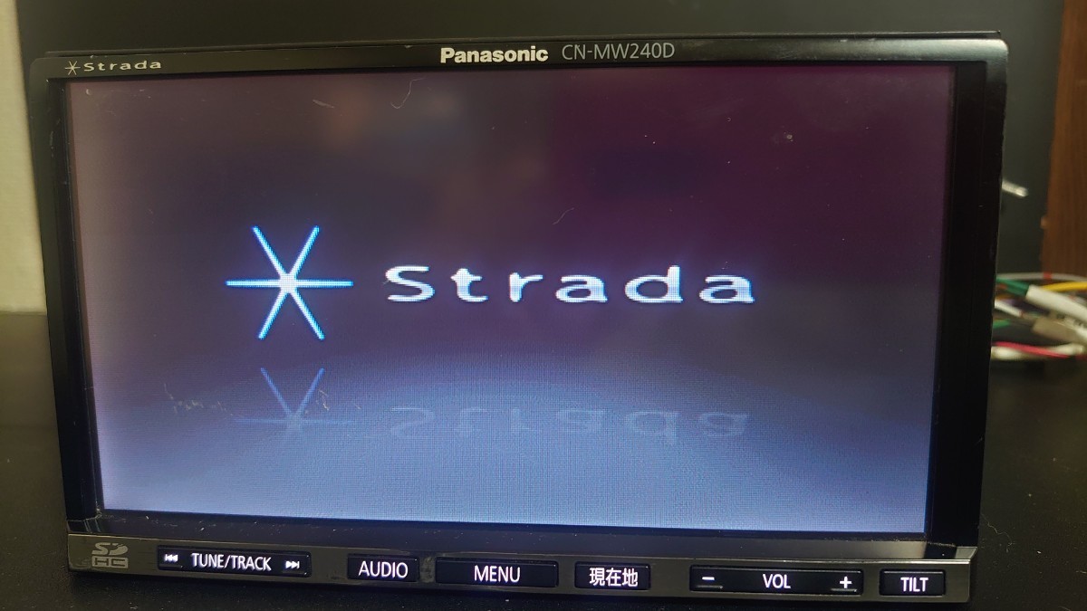 パナソニック ストラーダ Panasonic ナビゲーション CN-MW240D DVD動画再生対応 メモリーナビ 半ジャンク品_画像1