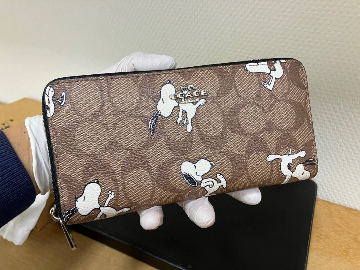 13040 COACH コーチ 素敵 綺麗 スヌーピー コラボモデル 長財布 ※説明と画像をご確認下さい _画像8