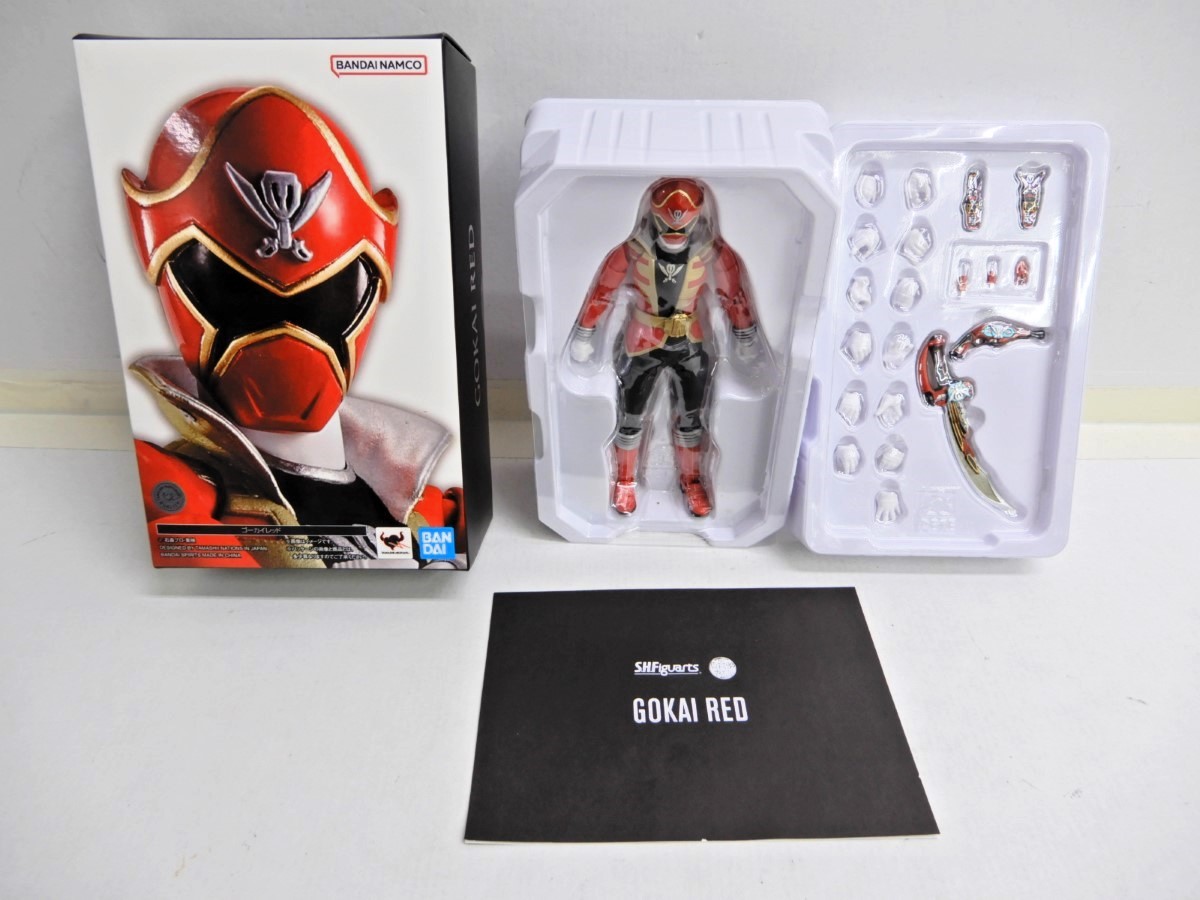 066Z891★【中古品】S.H.Figuarts ゴーカイレッド/ドンモモタロウ/ゼンカイジャー 3体セット 戦隊 レンジャー フィギュア_画像2