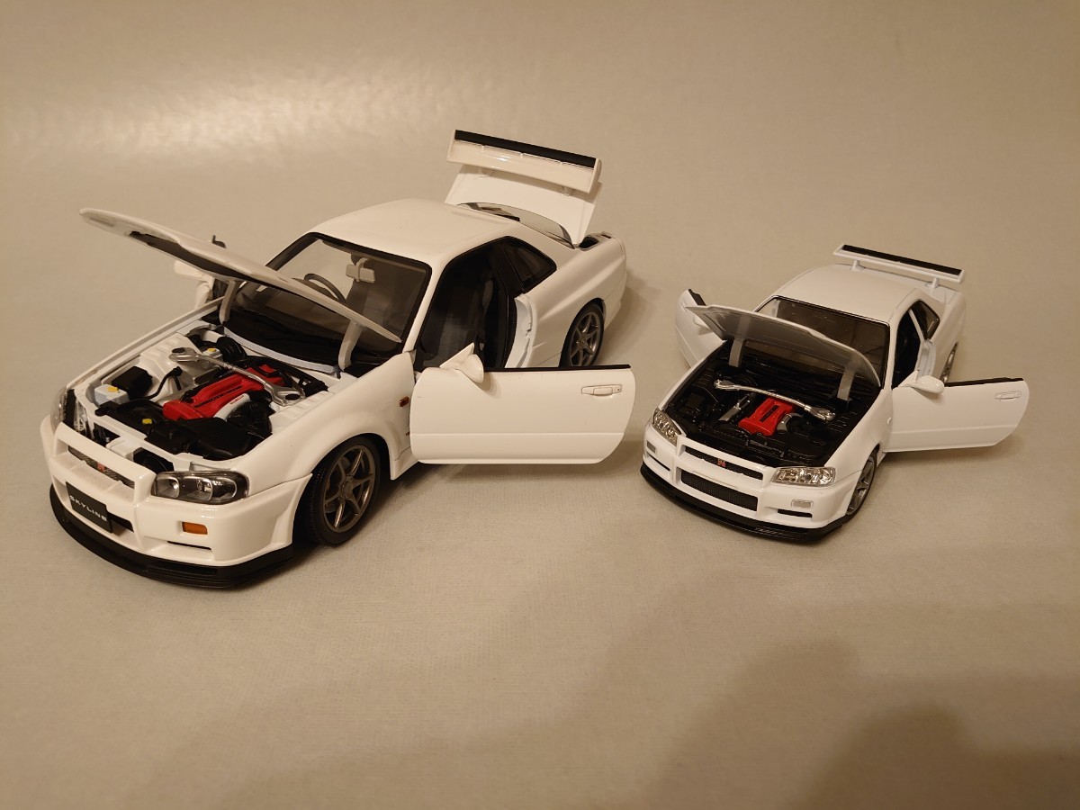 ★1/18 ＋ 1/24 NISSAN SKYLINE GT-R R34 AUTOart スカイライン オートアート ホワイト v-spec★の画像3