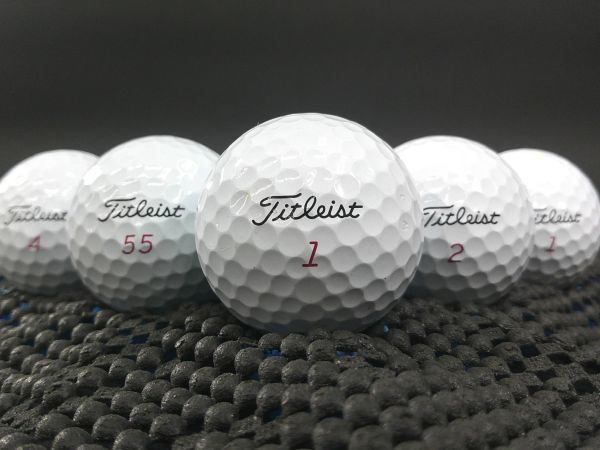 [K0A-10C] Titleist PRO V1X 2023年モデル ホワイト 30球 タイトリスト ロストボール_画像1