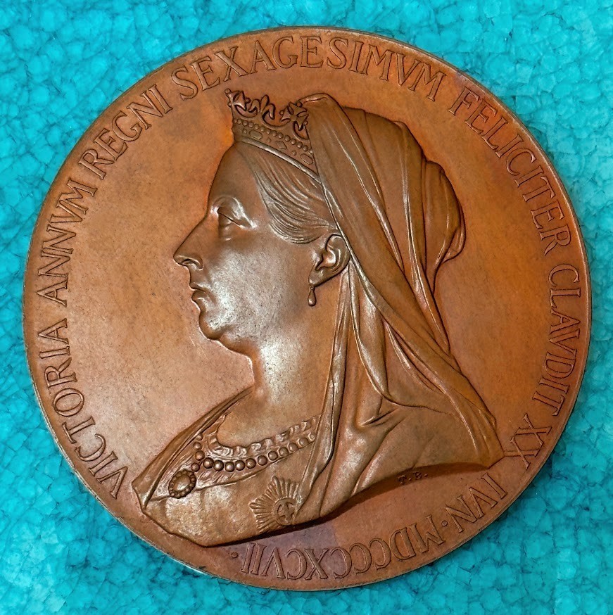 1897 イギリス ヴィクトリア 女王 ダイアモンド ジュビリー 大型 ブロンズ メダル ロイヤルミント アンティーク 英国 希少_画像4
