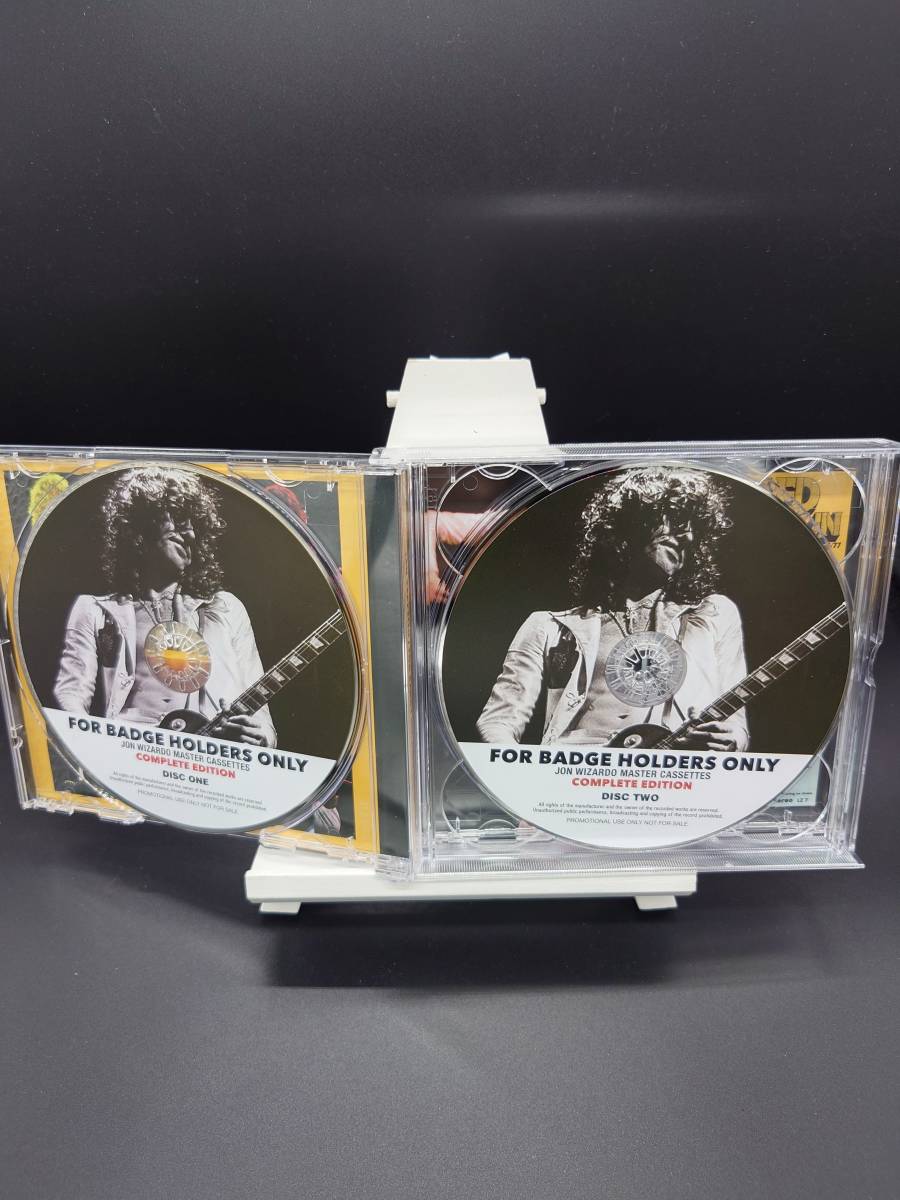 【送料無料】美品 Led Zeppelin レッドツェッペリン For Badge Holders Only： Jon Wizardo Master Cassettes： Complete Edition_画像2