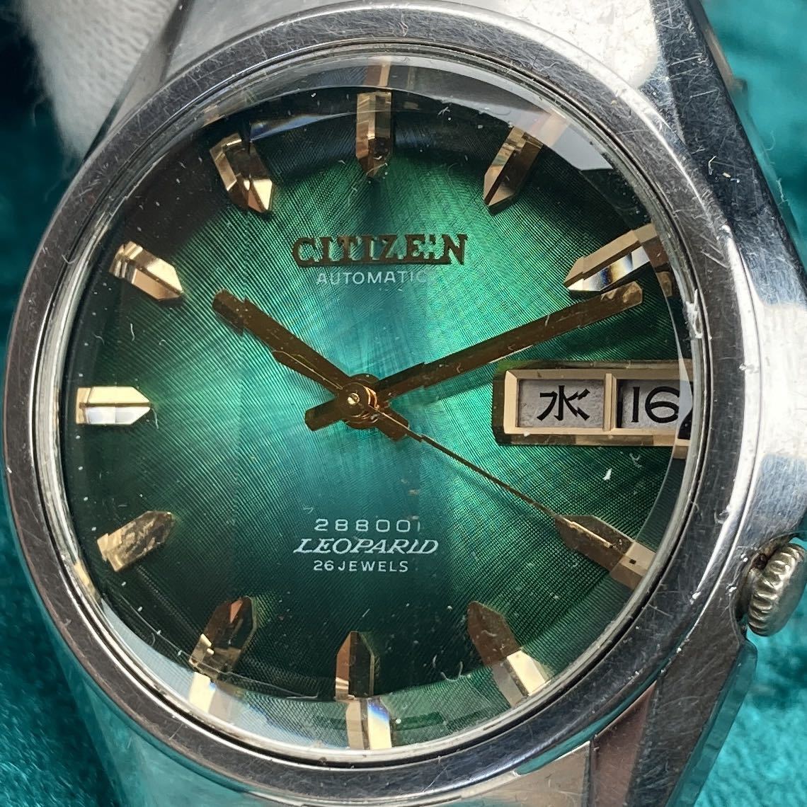 11ビンテージ CITIZEN シチズン レオパード28800 26石 希少 グリーングラデ変わり文字盤綺麗 カットガラス綺麗 美品 オリジナルブレス_画像2