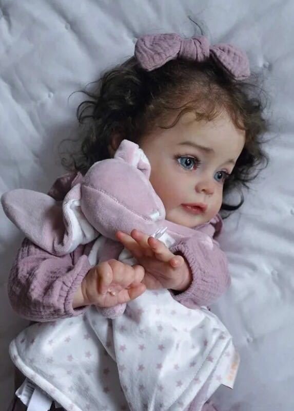 リボーンドール　赤ちゃん人形　　リアル赤ちゃん　ベビー　　24インチ　60cm フルセット　かわいい幼児　本物思考製造　植毛　1.4キロ
