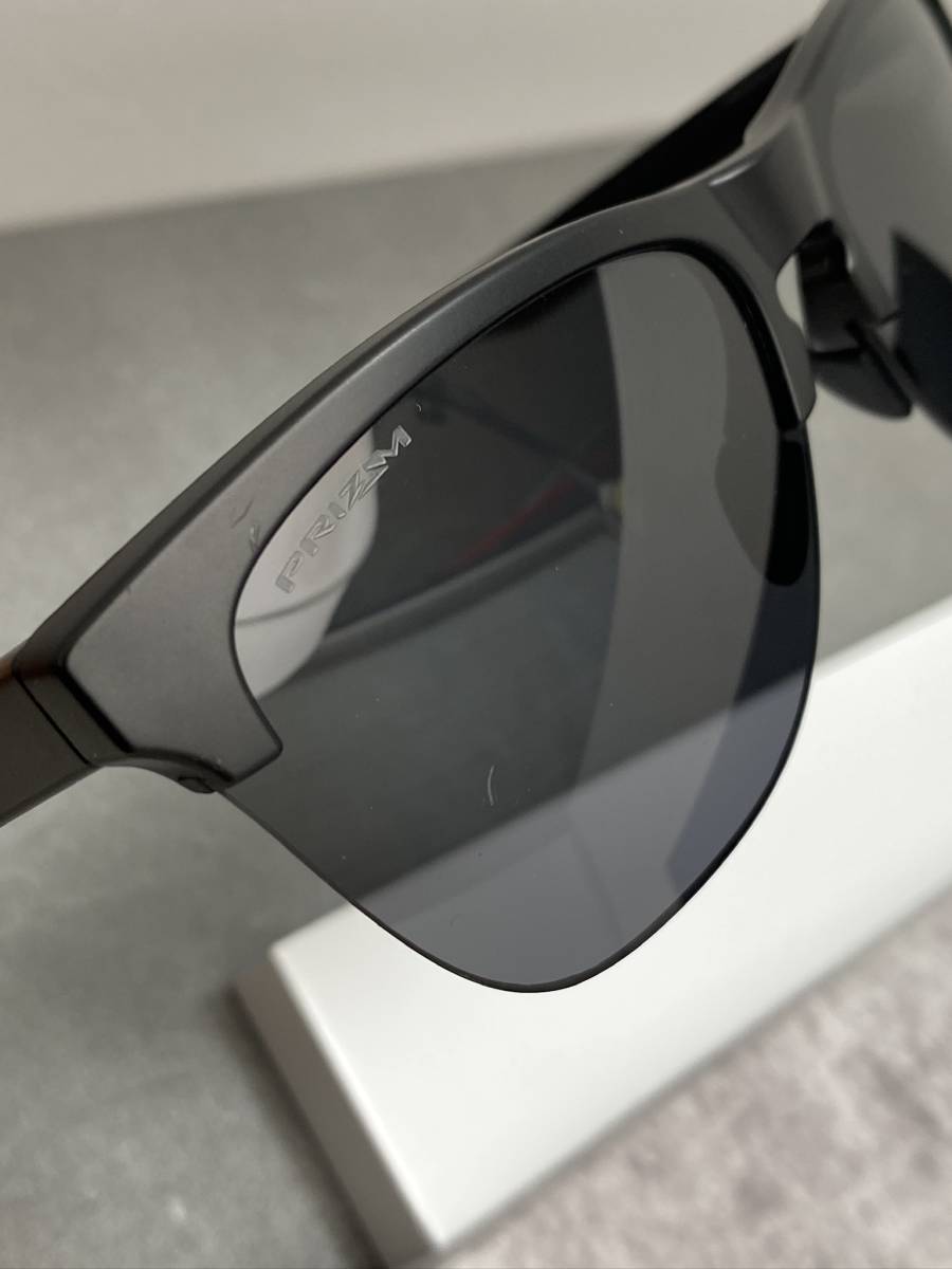 ケース付☆OAKLEYオークリー FROGSKINS LITEフロッグスキン ケース付☆OAKLEYオークリー FROGSKINS LITEフロッグスキン