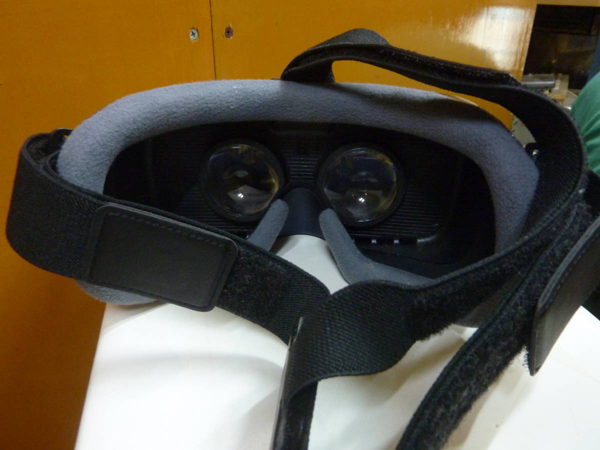 [ Galaxy Gear VR SM-R323 ] Powered by oculus 本体約20㎝ 送料無料_画像6