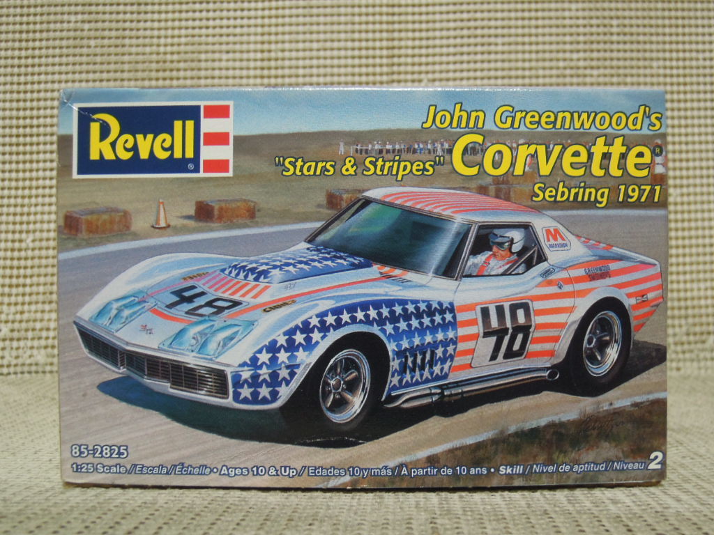 Revell 1/25 "Stars & Stripes" Corvette Sebring 1971_画像3