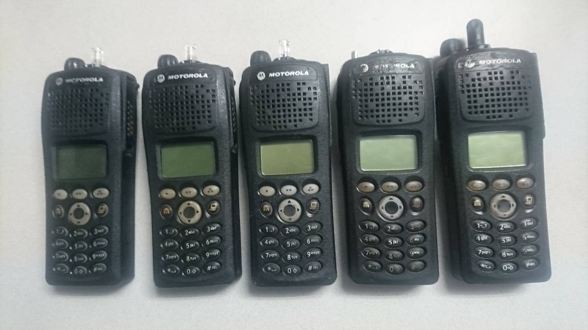 米軍実物XTS2500Model3UHF380Mhz~470Mhzジャンク品_画像1