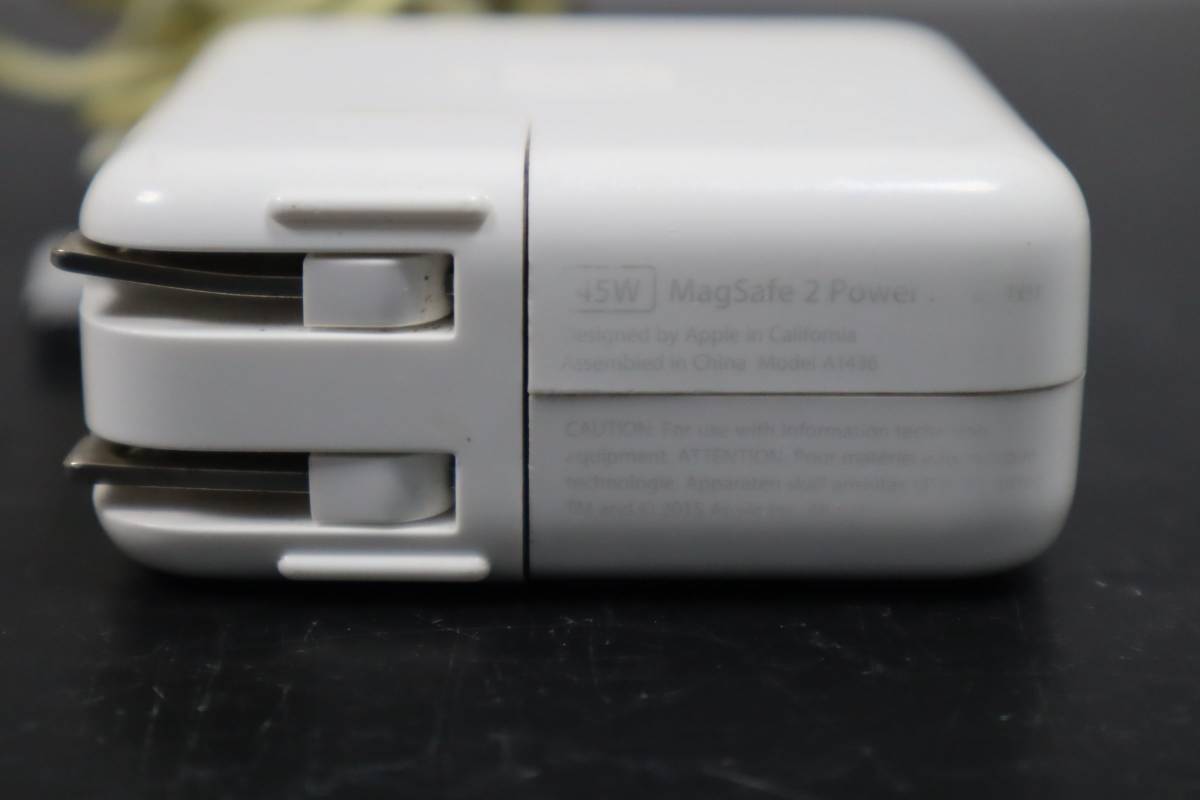 S0234(6) & L Apple アップル 純正 45W MagSafe 2 Power Adapter A1436 電源アダプター 動作OKの画像3