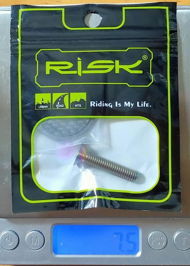 RiSK 軽量6.0g カーボンFRP製トップキャップとチタンボルト_画像6