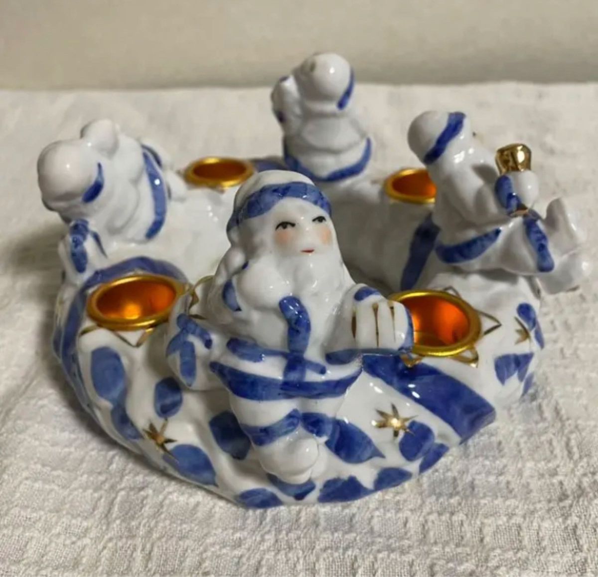 【陶器製】賑やかサンタアドベントクリスマスキャンドルホルダー（キャンドルスタンド）