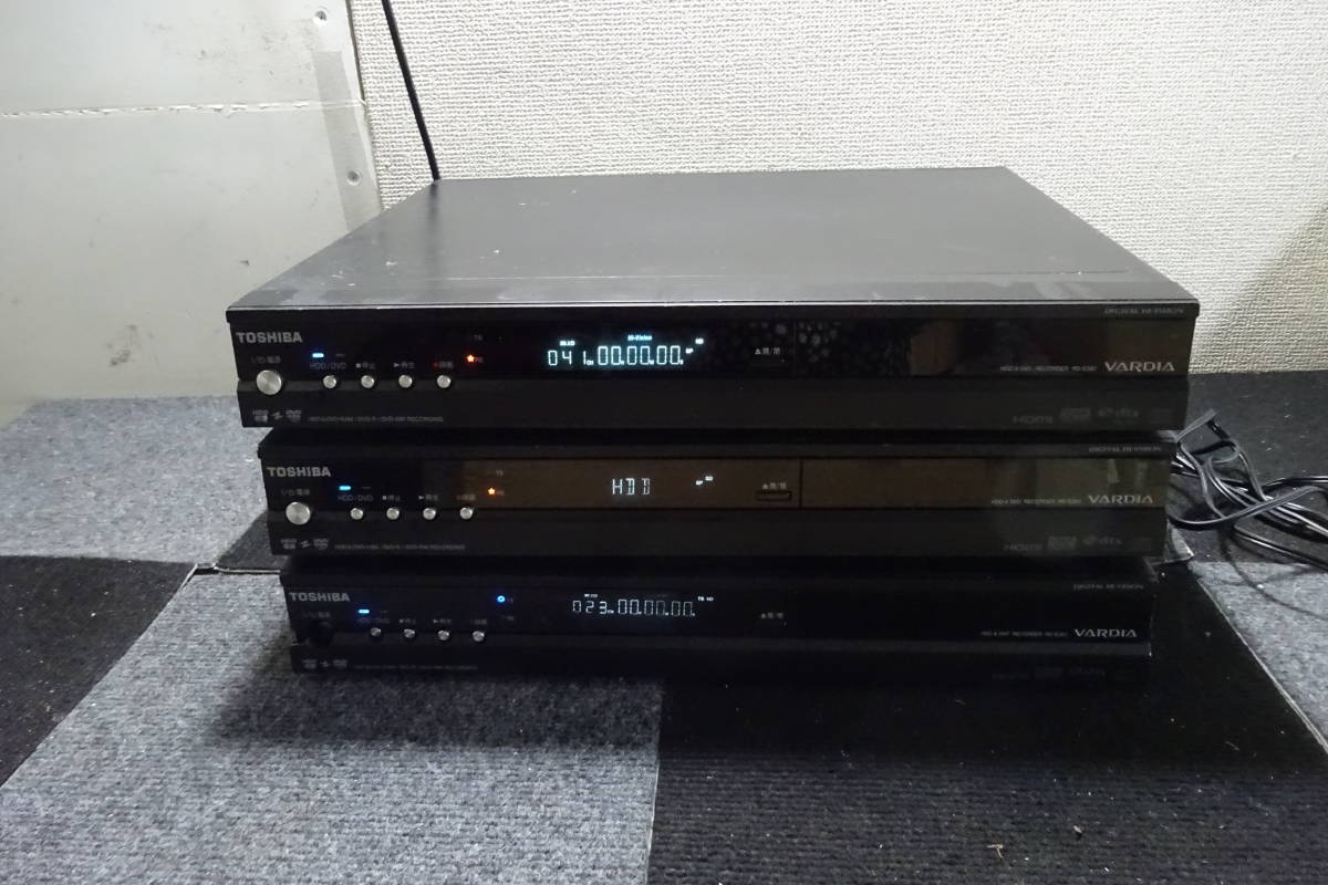 棚17・A2007　TOSHIBA　東芝　RD-E301　HDD＆DVDレコーダー　3台セット_画像1
