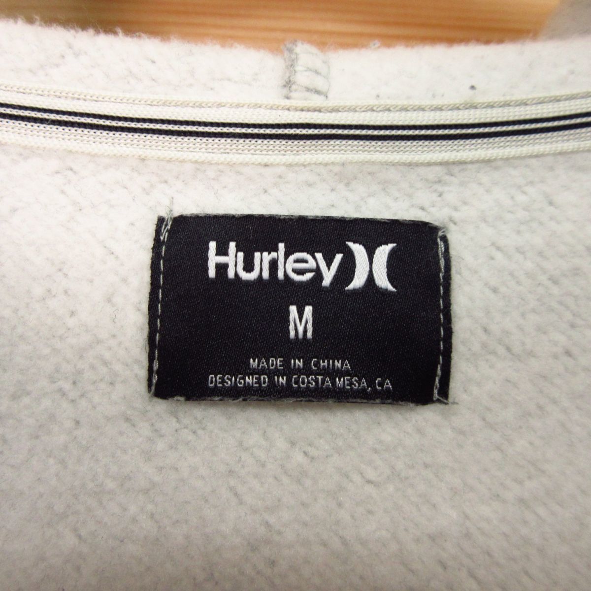 ◎Hurley ハーレー◆パーカー スウェット 裏起毛 袖切り替え サーフ◆メンズ グレーx黒 Mサイズ◆A3101_画像7