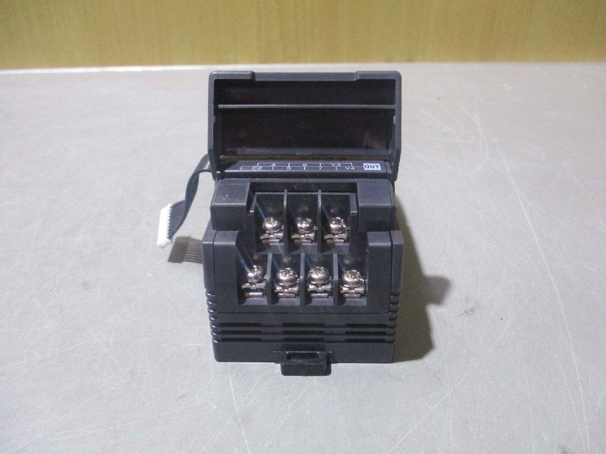 中古KEYENCE 表示機能内蔵パネル取付型PLC KV-E8T(BABR40825C073)_画像2