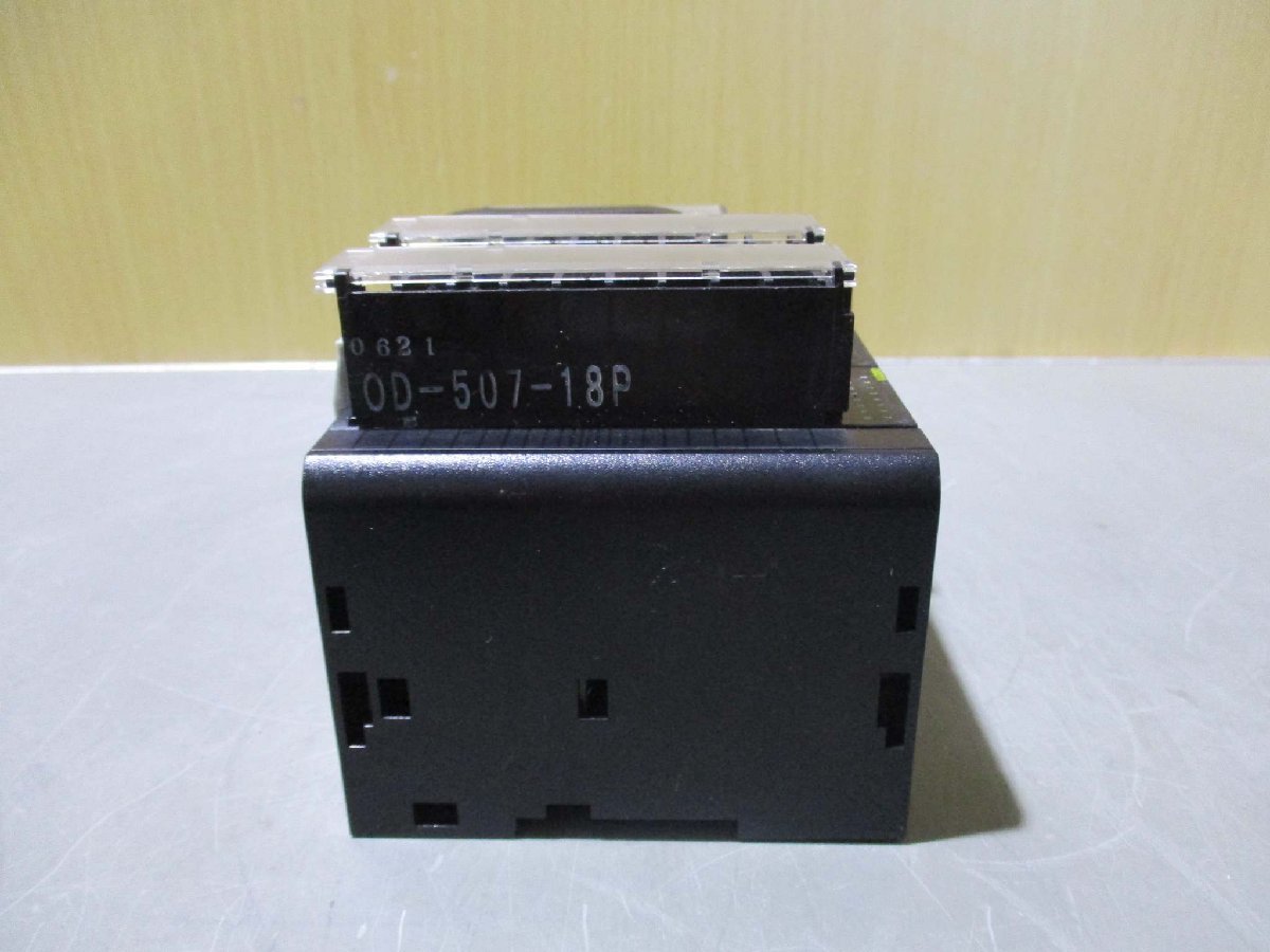 中古 OMRON POWER SUPPLY UNIT CJ1W-PA202 SYSMAC CJ2M CPU12 ID211 OD211(BAGR50403B108)_画像9