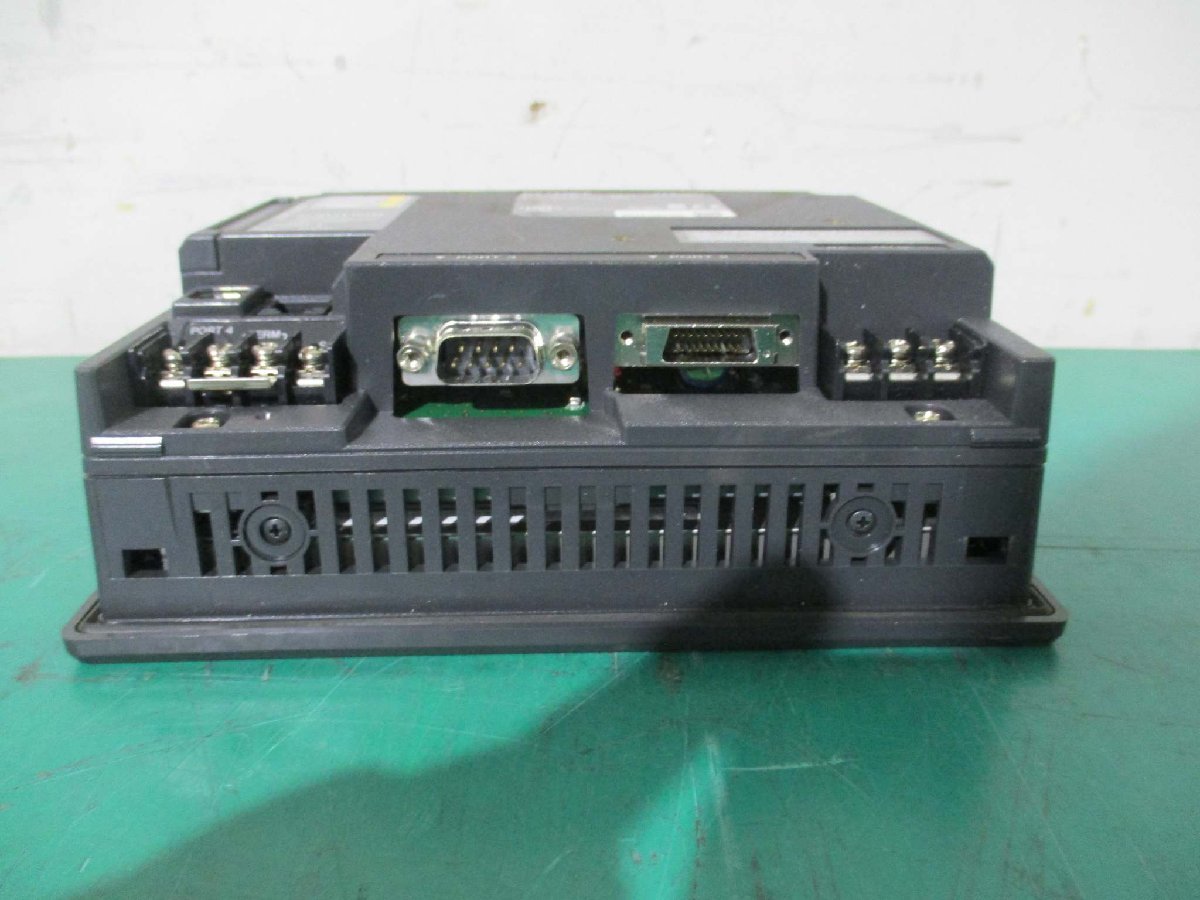 中古 KEYENCE VT3-Q5T タッチパネルディスプレイ 通電OK 中古 KEYENCE VT3-Q5T タッチパネルディスプレイ 通電OK