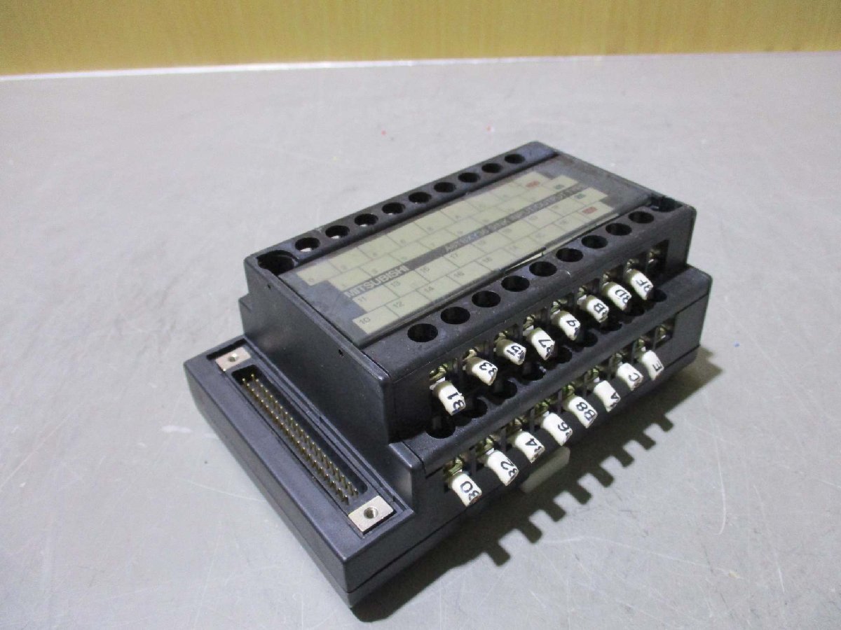 中古 MITSUBISHI TERMINAL BOARD A6TBXY36 コネクタ端子台変換ユニット(BAXR50118B103)_画像1