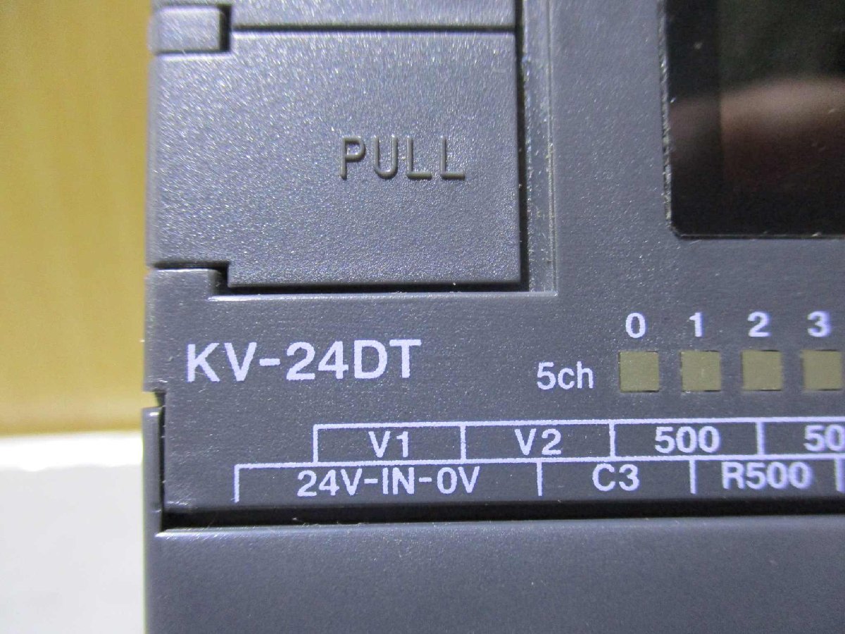 中古 KEYENCE KV-24DT キーエンス プログラマブルコントローラ/表示機能内蔵PLC KV-E8T(BAXR50213C080)_画像9