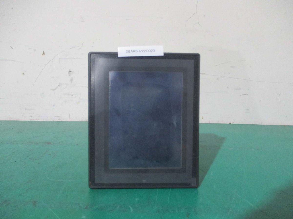 中古 KEYENCE TOUCH PANEL DISPLAY VT3-Q5S 通電OK(DBAR50222D023)_画像3