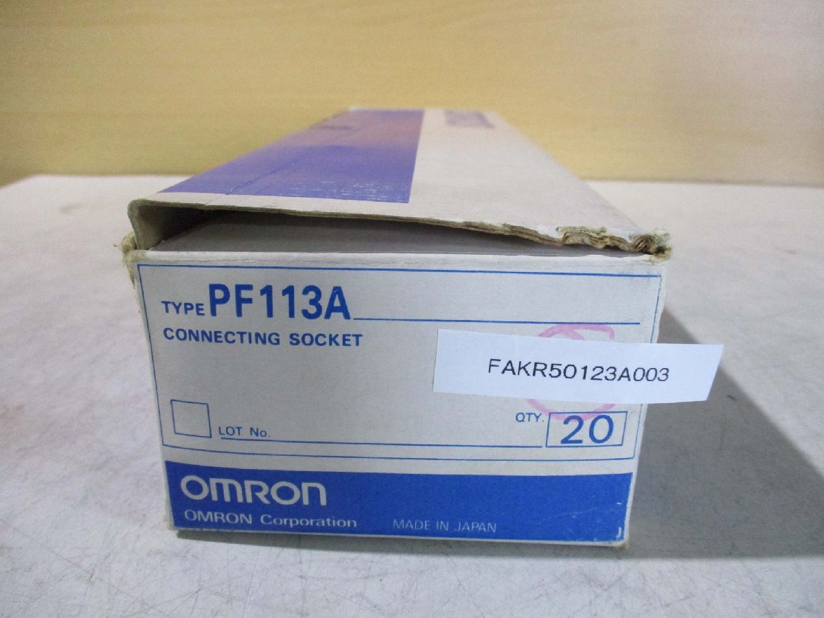 新古 OMRON PF113A 共用ソケット 丸形ソケット PF 22個入(FAKR50123A003)