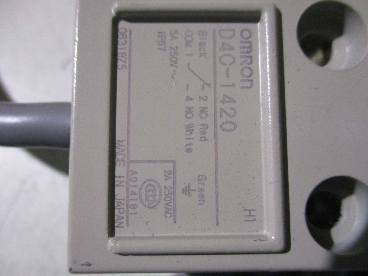 新古 MRON/オムロン D4C-1420 小形リミットスイッチ(FAHR50123A033)_画像5
