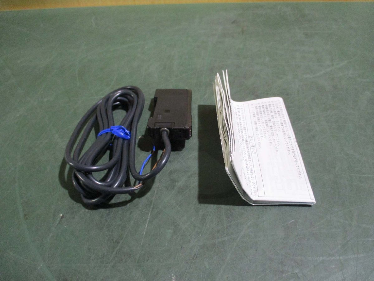 新古 OMRON PHOTOELECTRIC SWITCH E3X-DA11-S 光電センサースイッチ [2個](FBCR50414D072)_画像3