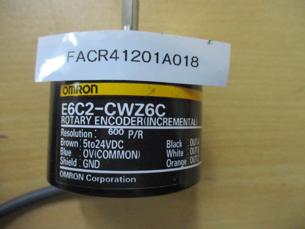 新古 OMRON E6C2-CWZ6C ロータリエンコーダ(FACR41201A018)_画像6