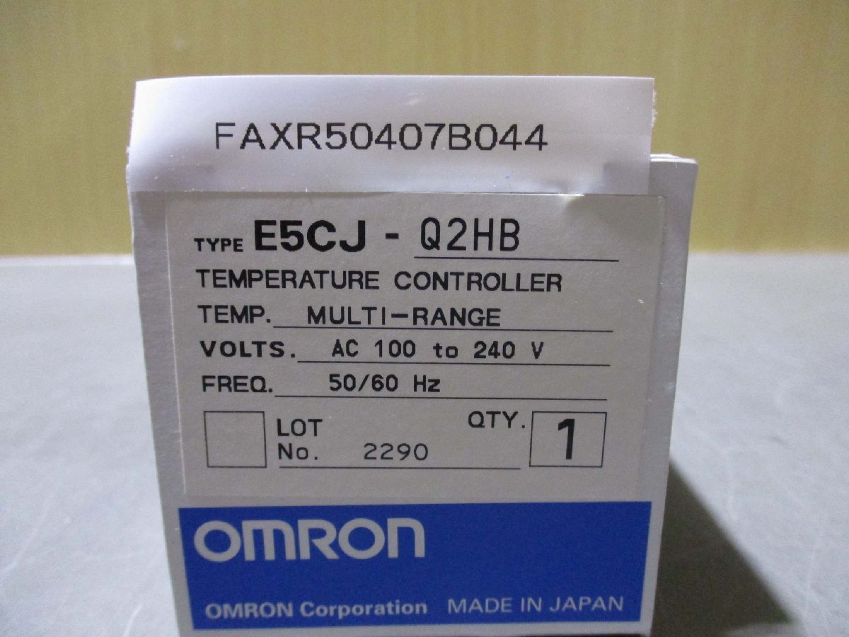 新古 Omron E5CJ-Q2HB Temperature Controller 100-240VAC(FAXR50407B044)_画像1