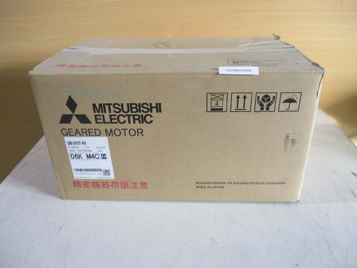 新古 MITSUBISHI GEARED MOTOR GM-SHYF-RH ギヤードモーター 0.4kW(FAUR50201B005)_画像1