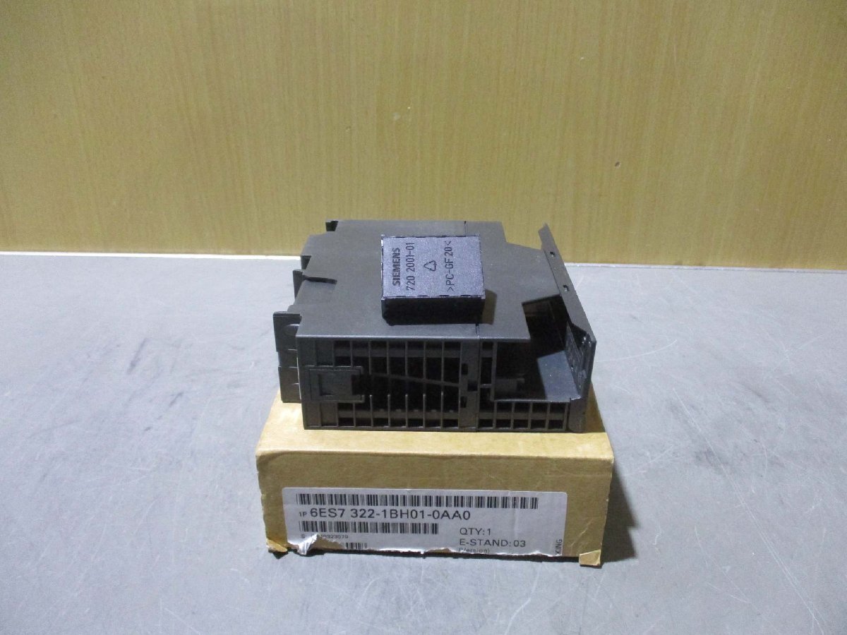 新古 SIEMENS SIMATIC S7 6ES7 322-1BH01-0AA0 デジタル出力モジュール(FAYR50512B152)_画像3