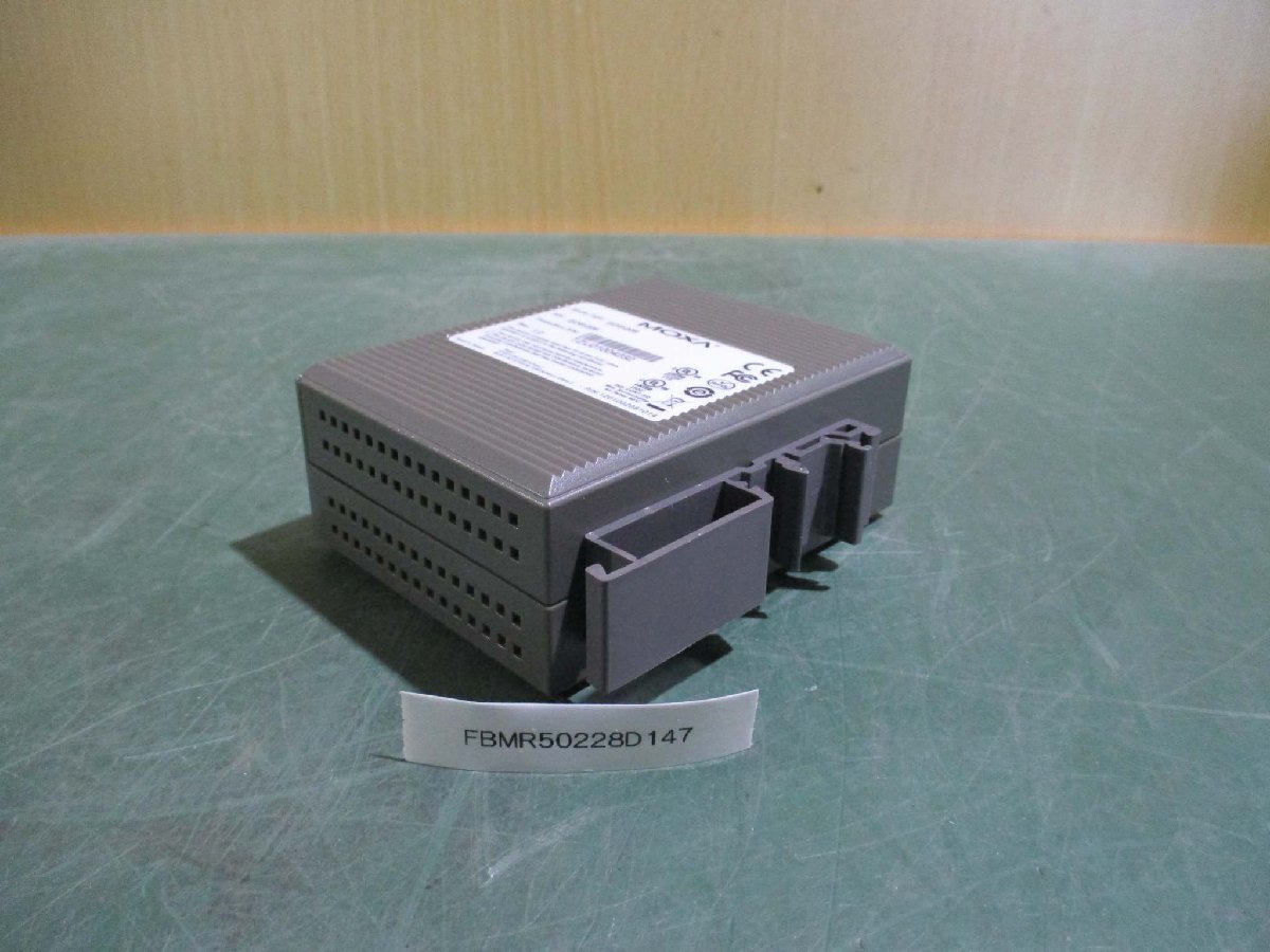 中古 MOXA EDS-208 産業用8ポート・アンマネージド・イーサネット・スイッチ(FBMR50228D147)_画像1