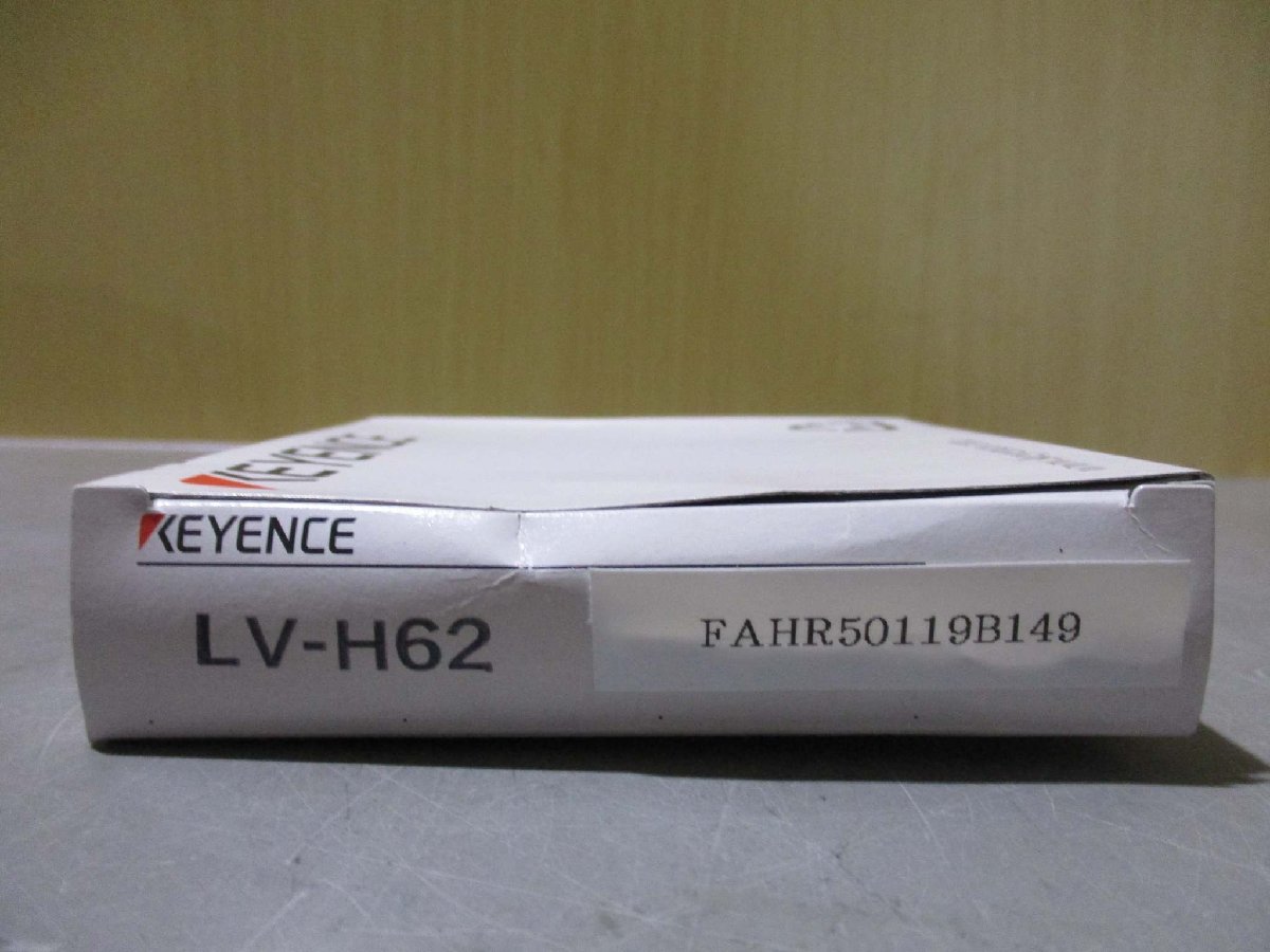 新古 KEYENCE LV-H62 センサヘッド 回帰反射型 スポットタイプ 標準(FAHR50119B149)の画像1