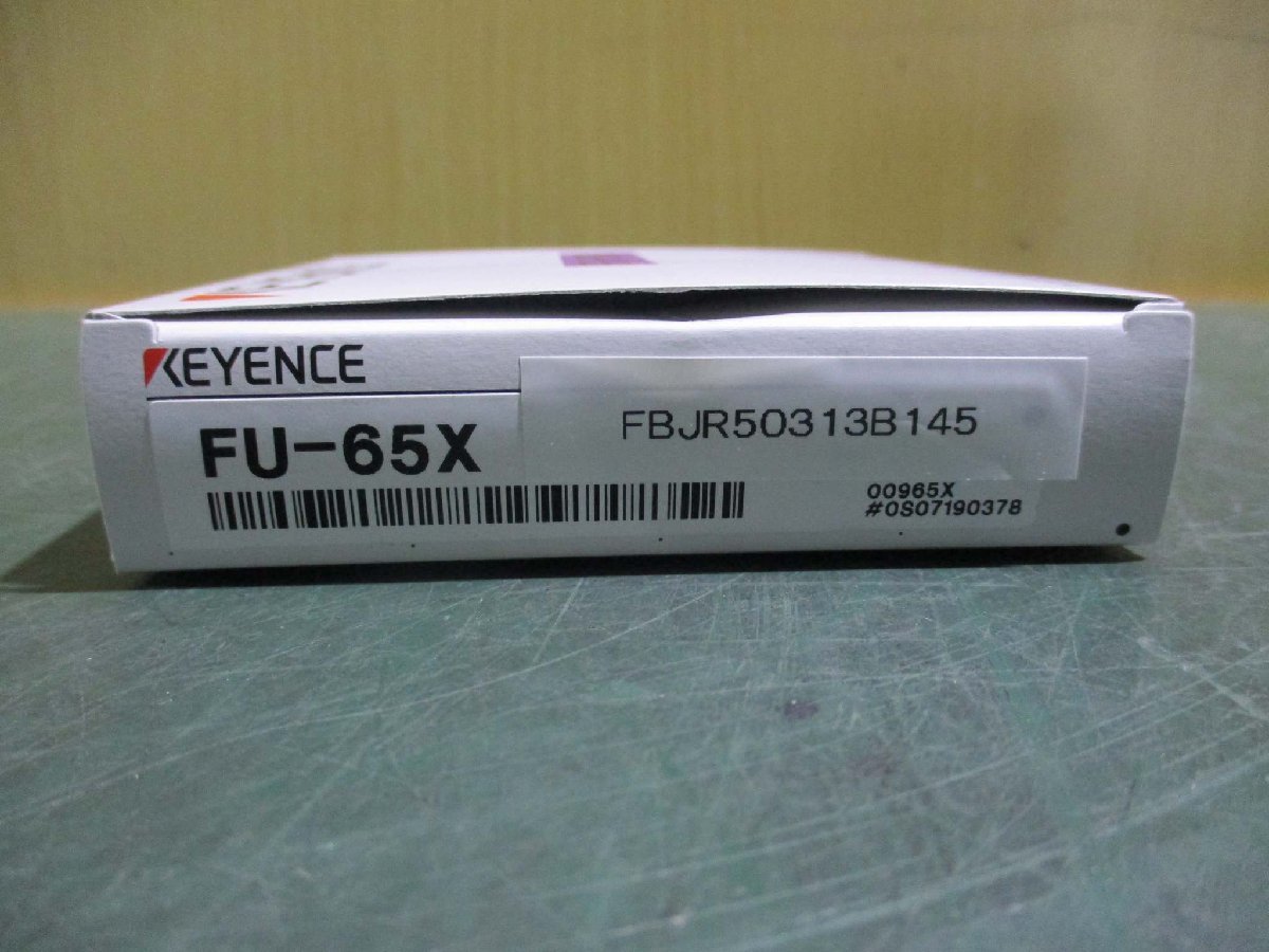 新古 KEYENCE FU-65X ファイバーセンサー(FBJR50313B145)_画像1