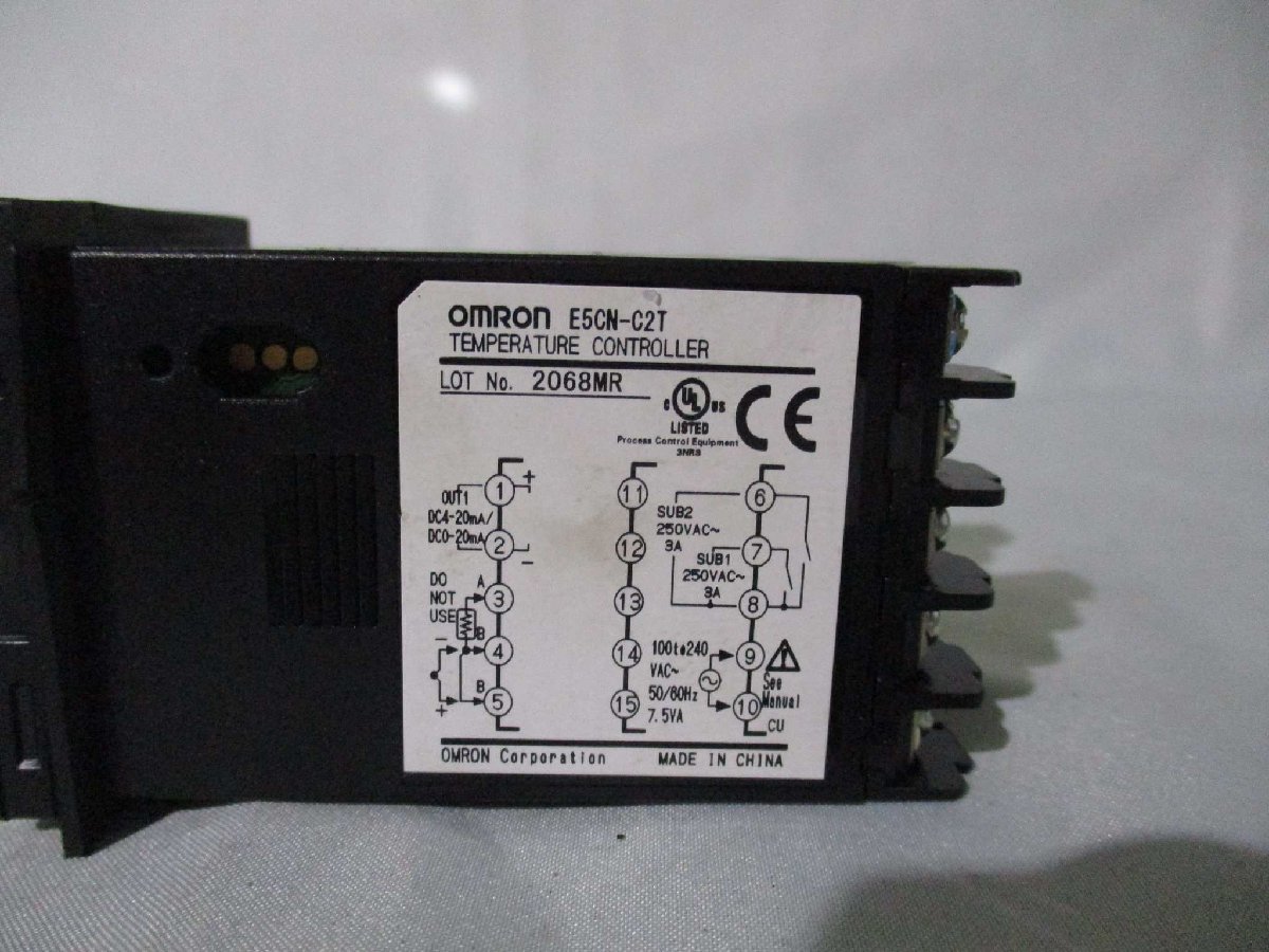 中古OMRON E5CN-C2T デジタル調節計(JAAR40906C110)_画像3