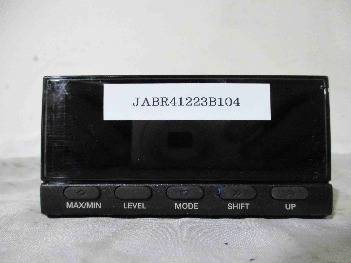 中古 OMRON digital panel meter K3HB-XAD-L1AT11 デジタルパネルメータ 100-240VAC(JABR41223B104)_画像1