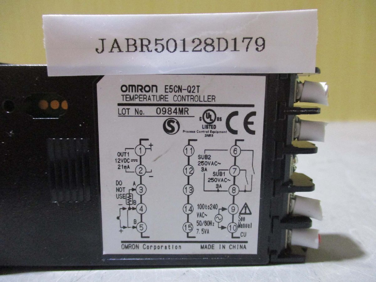 中古 OMRON TEMPERATURE CONTROLLER E5CN-Q2T 温度コントロール(JABR50128D179)_画像3
