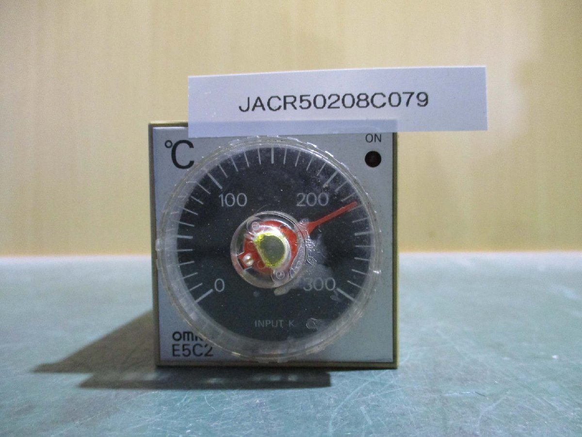 中古 OMRON TEMPERATURE CONTROLLER E5C2-R20K 温度調節器(JACR50208C079)_画像3