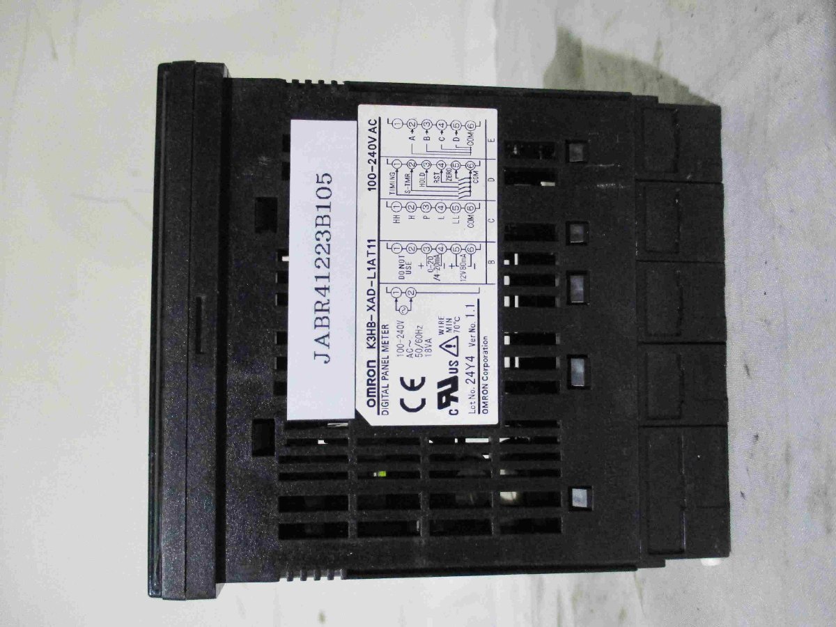 中古 OMRON digital panel meter K3HB-XAD-L1AT11 デジタルパネルメータ 100-240VAC(JABR41223B105)_画像2