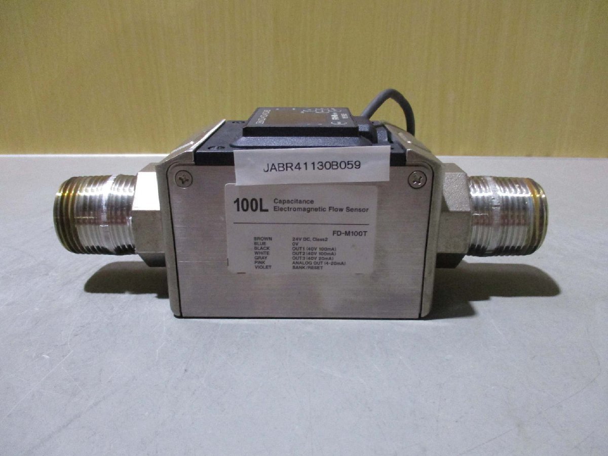 中古KEYENCE 電磁式流量センサ縦型 100L FD-M100T(JABR41130B059)