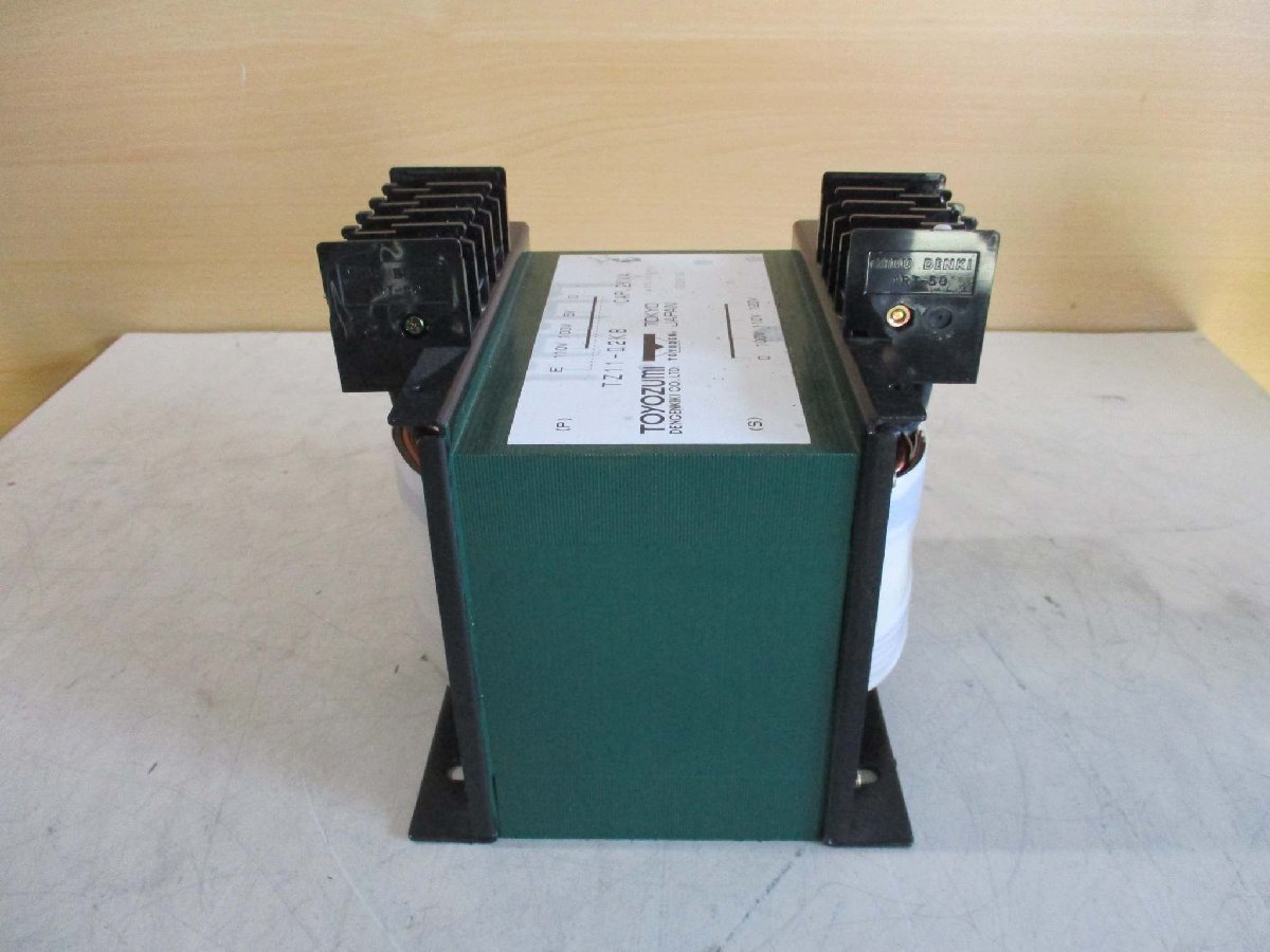 中古 TOYOZUMI transformer TZ11-02KB 100V対100V複巻絶縁 中古 TOYOZUMI transformer TZ11-02KB 100V対100V複巻絶縁