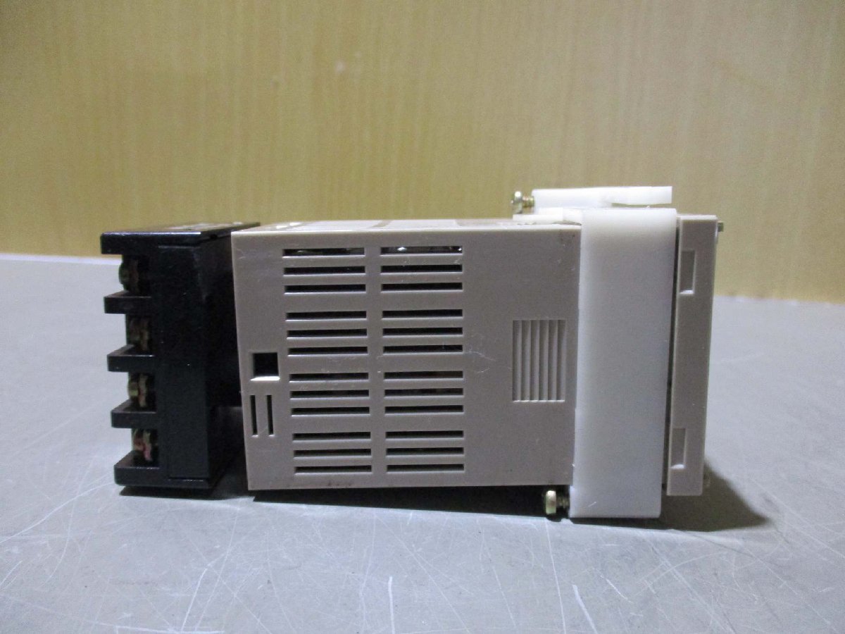 中古 OMRON電子温度調節器 E5CS-PR(JADR50329D182)_画像4