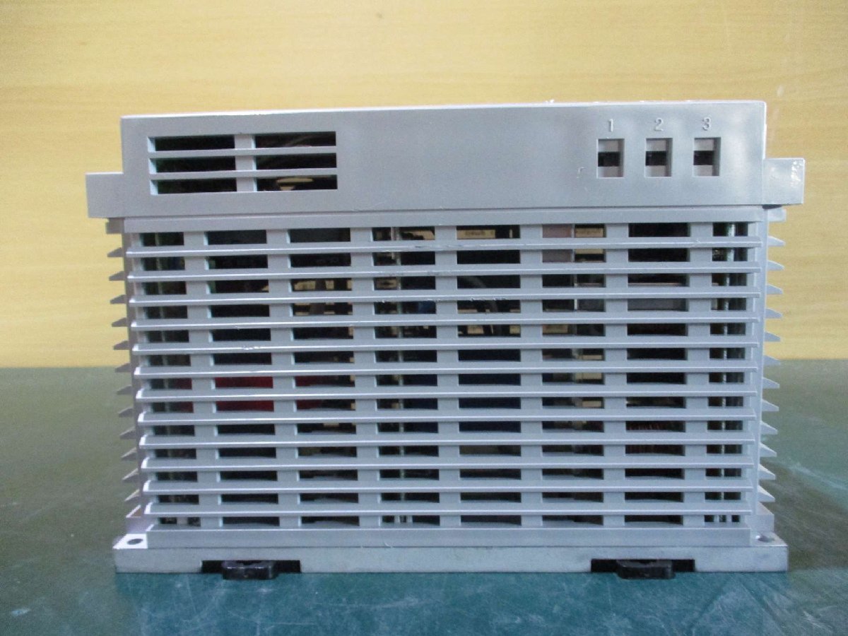 中古IDEC PS5R-G24 POWER SUPPLY 240W 100-240V AC 4.0A(JBWR50109C135)_画像3