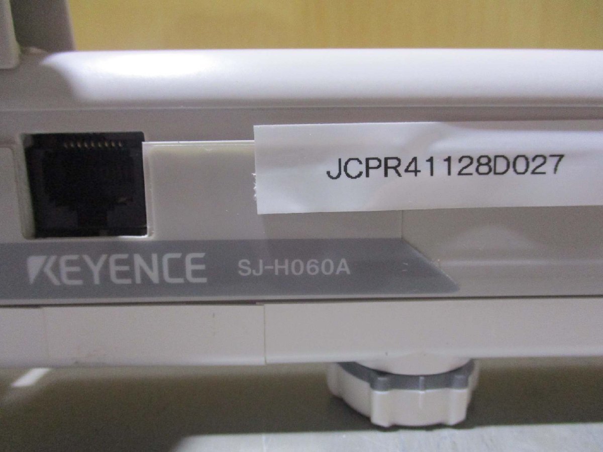 中古KEYENCE コントローラ内蔵除電器 バータイプ本体SJ-H060V(JCPR41128D027)_画像2