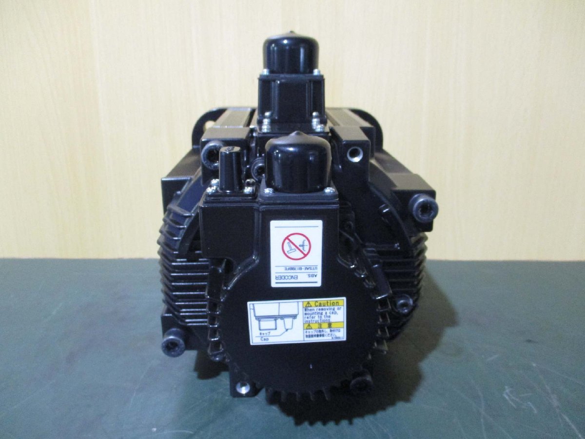 新古 Yaskawa SGMGH-30A2A-YR36 AC Servo Motor 200V 2900W 30.8A(KAYR50712E001)_画像3