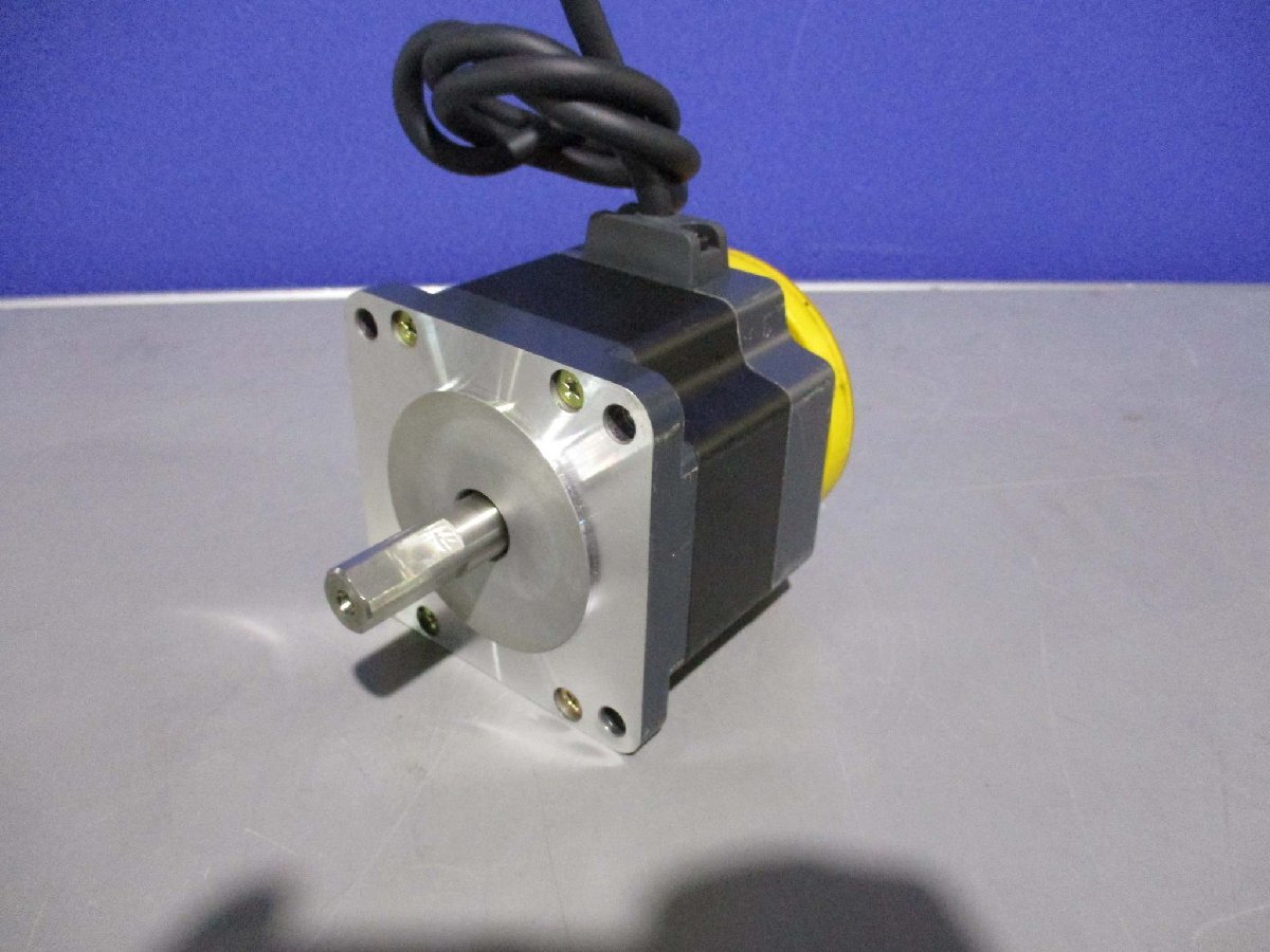 中古 ORIENTAL MOTOR VEXTA PK596-NBC STEPPER MOTOR(KBGR50712D051)_画像1