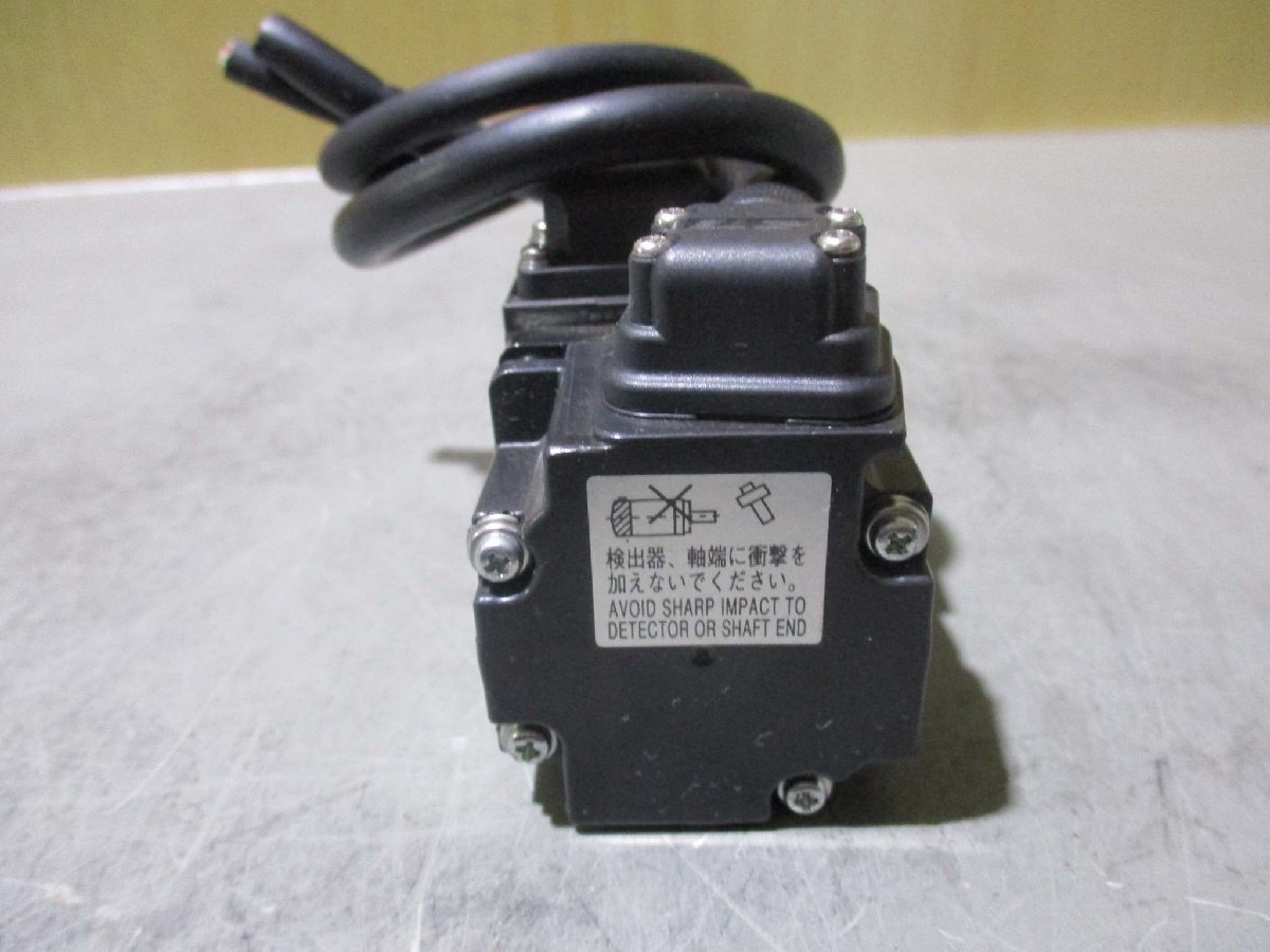 中古 MITSUBISHI AC SERVO MOTOR HF-KP13 AC サーボモーター 100W(KBVR50106C100)_画像3